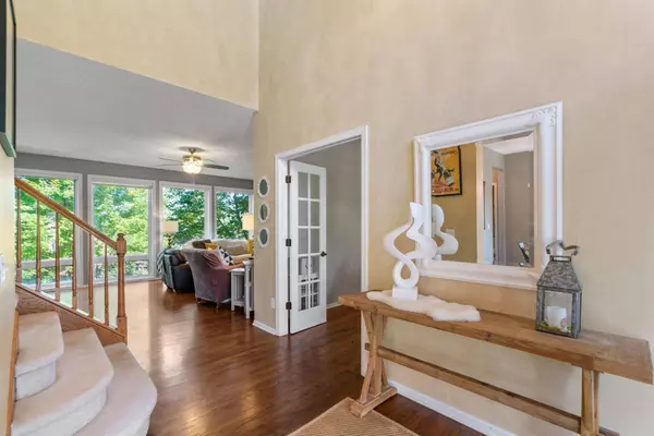 16565 77th CIR N, Maple Grove, MN 55311