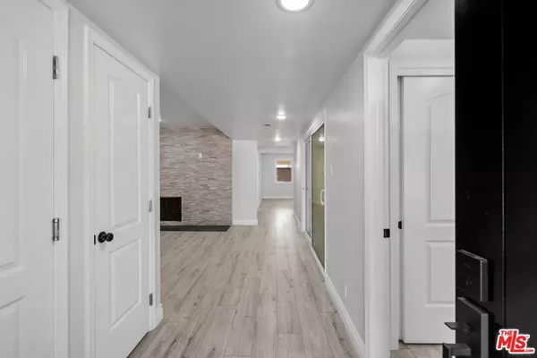 18439 S Mariposa Ave, Gardena, CA 90248