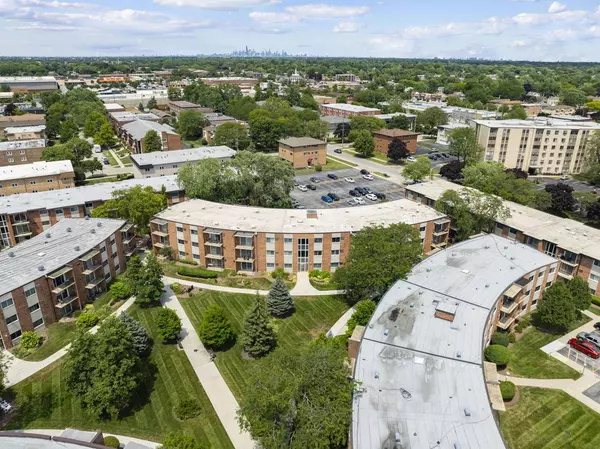 9716 S Karlov Avenue #107, Oak Lawn, IL 60453