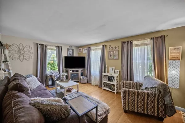 380 South Ave, Attleboro, MA 02703