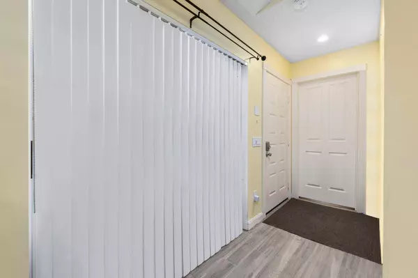 1217 NW Sun Terrace CIR B, Port Saint Lucie, FL 34986