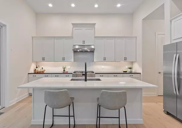 42 Barnes Blvd #42, Hudson, MA 01749