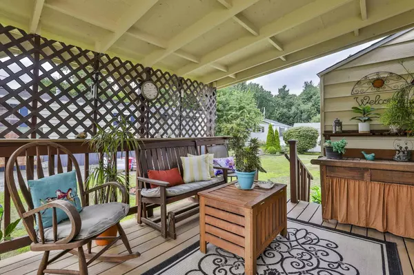 13 Cottonwood LN, Merrimack, NH 03054