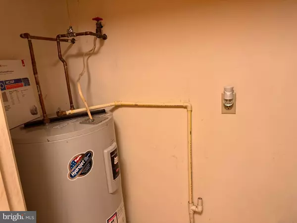 5502 GROUSE DR, Harrisburg, PA 17111