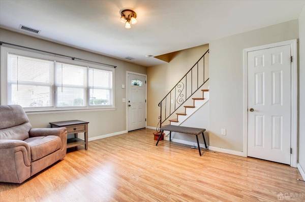 4 Connecticut CT, Old Bridge, NJ 07747