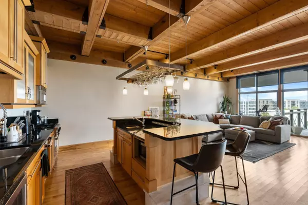 541 E Erie Unit 408, Milwaukee, WI 53202