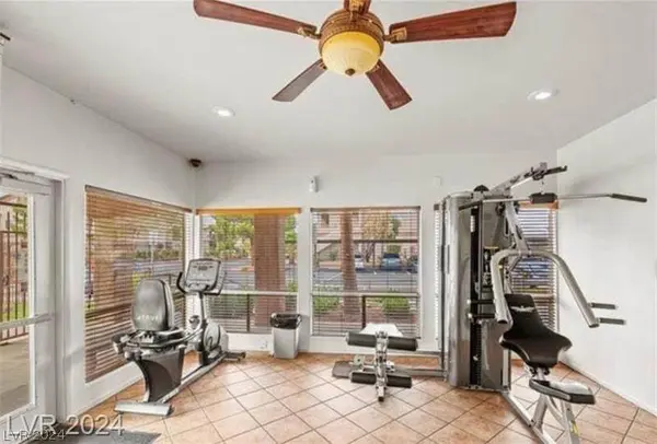 5751 E Hacienda Avenue #218, Las Vegas, NV 89122