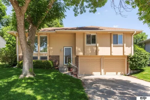 12930 Cady Avenue, Omaha, NE 68164