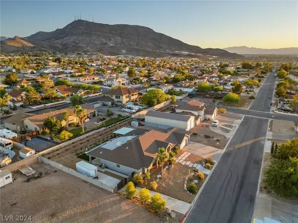 141 W Sherwood Drive, Henderson, NV 89015