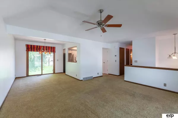 12930 Cady Avenue, Omaha, NE 68164