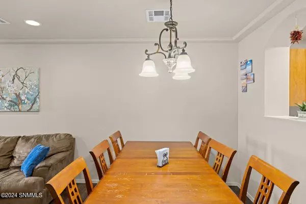 3872 Las Colinas DR, Las Cruces, NM 88012