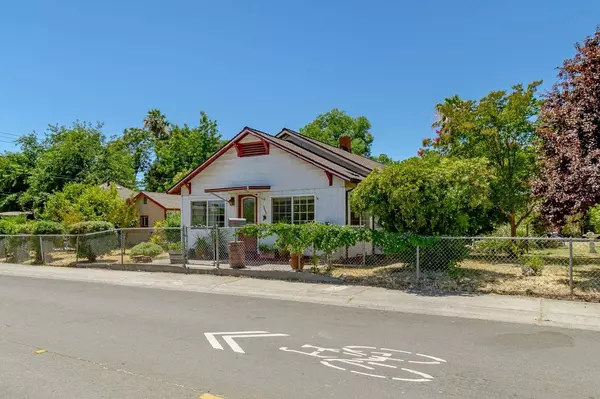 3649 Ripley ST, Sacramento, CA 95838