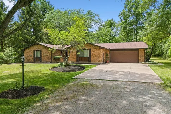 4961 Bath Rd, Bath Twp, OH 45424