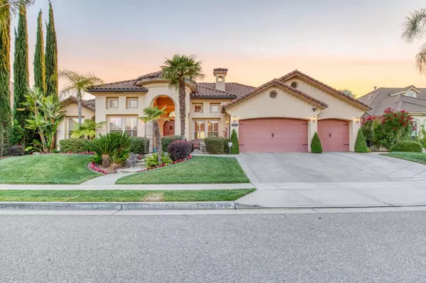 10901 N Woodrow Avenue, Fresno, CA 93730