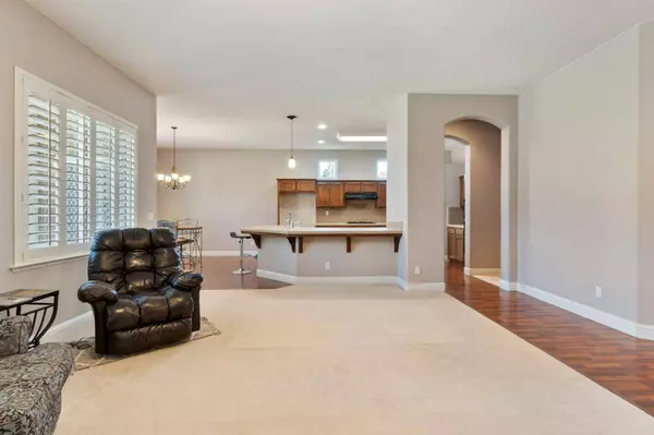 1838 N Joshua Avenue, Clovis, CA 93619