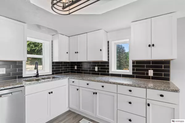 503 S 15th Street, Fort Calhoun, NE 68023