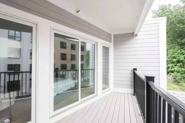 21 Glen Rd #7, Boston, MA 02130