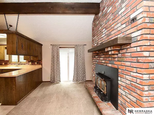 2111 Canterbury Lane, Lincoln, NE 68512