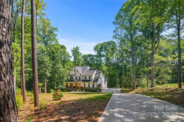 4310 Palm DR, Denver, NC 28037