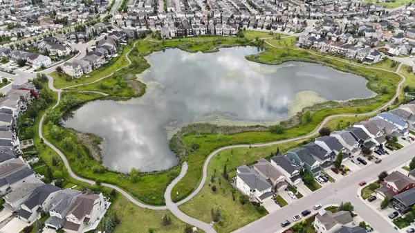 310 Copperpond Bay SE, Calgary, AB T2Z 0W4