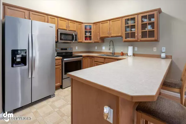 6301 Laurel ST, Anchorage, AK 99507