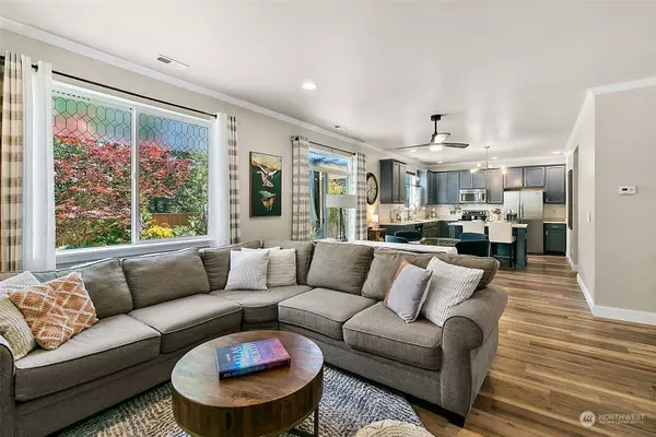 4165 SW Colbert WAY, Port Orchard, WA 98367