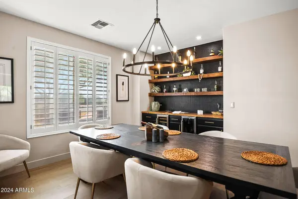 37529 N 20TH Street, Phoenix, AZ 85086