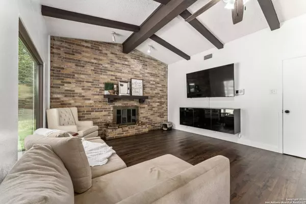 9567 DUNSTABLE, San Antonio, TX 78239-2315