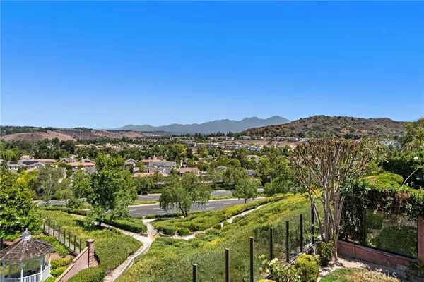 23 Chimney Lane, Ladera Ranch, CA 92694