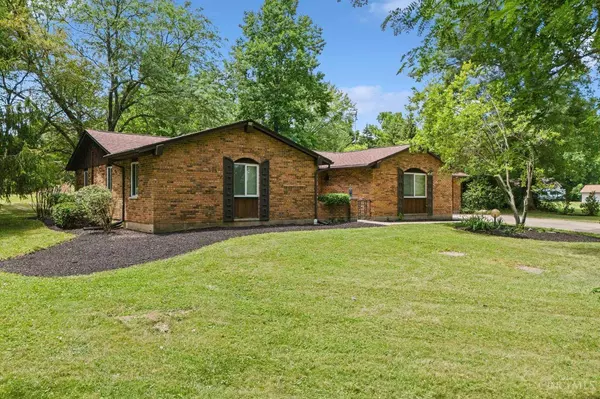 4961 Bath Rd, Bath Twp, OH 45424