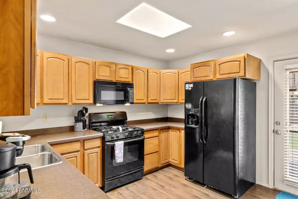 3872 Las Colinas DR, Las Cruces, NM 88012