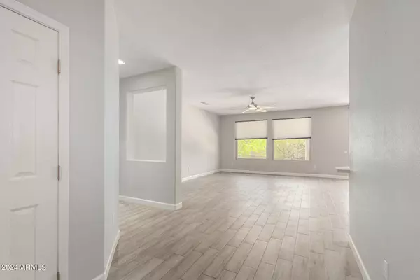 15631 W BETHESDA Court, Surprise, AZ 85374