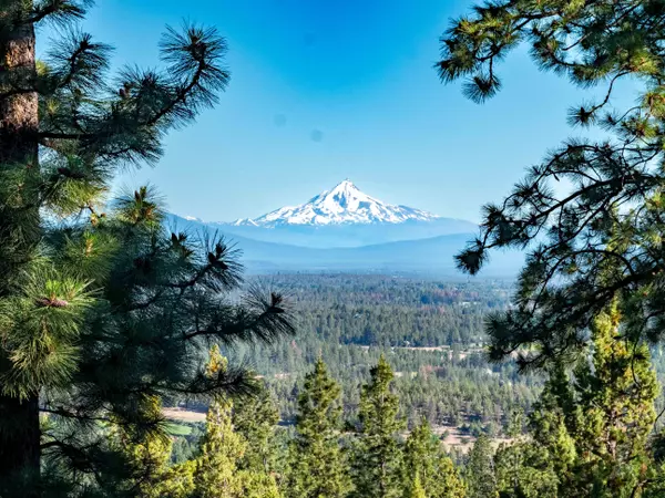 Mt Jefferson From Awbrey Butte Bend Oregon Real Estate