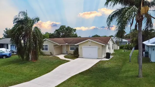 366 SE Lancaster AVE, Port Saint Lucie, FL 34984