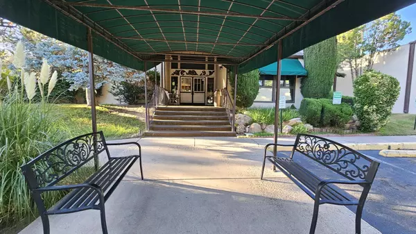 1601 Pennsylvania ST NE #Z08, Albuquerque, NM 87110