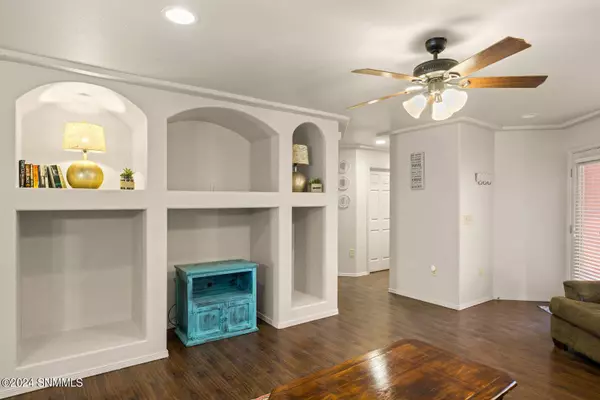 3872 Las Colinas DR, Las Cruces, NM 88012