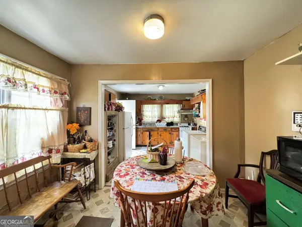 270 Chenault PL NW, Atlanta, GA 30314