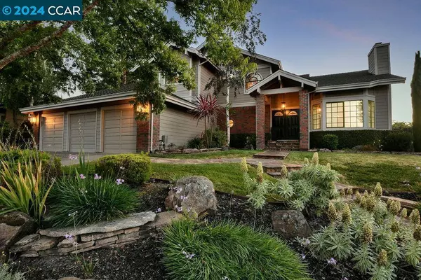 7 Scenic Ct, Danville, CA 94506