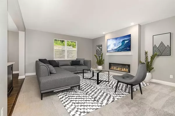 9658 Waxwing Dr, Blue Ash, OH 45241