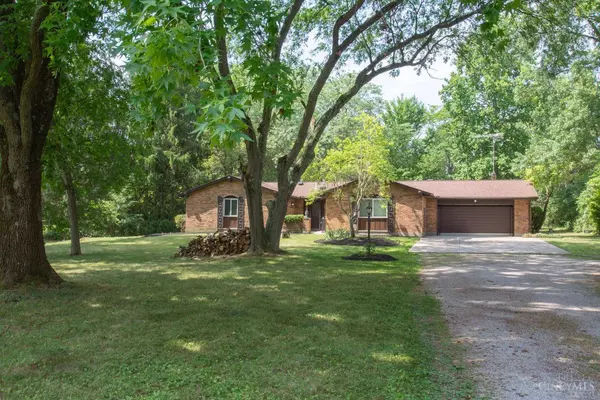 4961 Bath Rd, Bath Twp, OH 45424