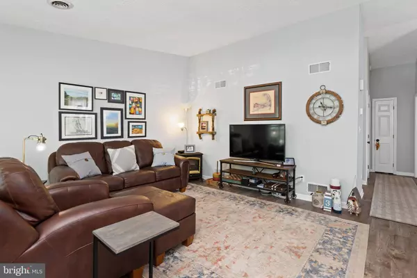 124 EASTERLY DR, Mechanicsburg, PA 17050