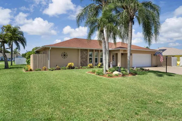 7798 S Nemec DR, Lake Clarke Shores, FL 33406