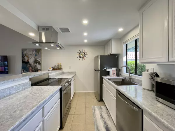 77094 Pauma Valley WAY, Palm Desert, CA 92211