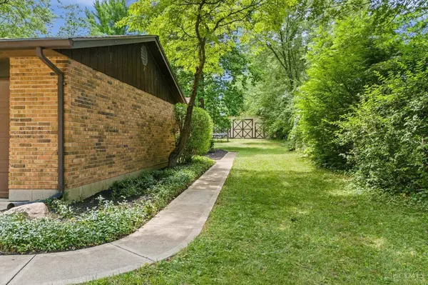 4961 Bath Rd, Bath Twp, OH 45424