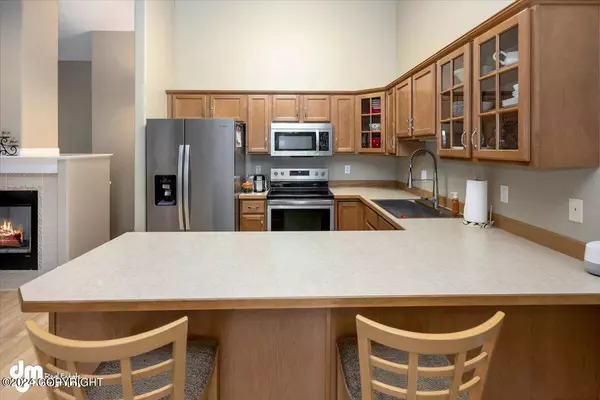 6301 Laurel ST, Anchorage, AK 99507