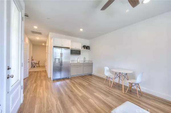 5839 E Belgravia AVE, Fresno, CA 93727