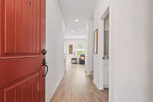 10601 Rhodes LN, Spring Valley, CA 91978