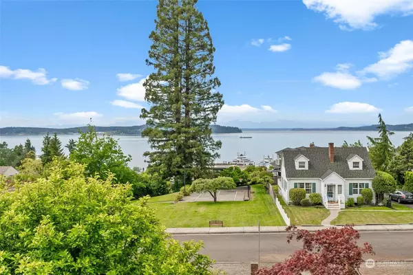1402 Starling ST, Steilacoom, WA 98388