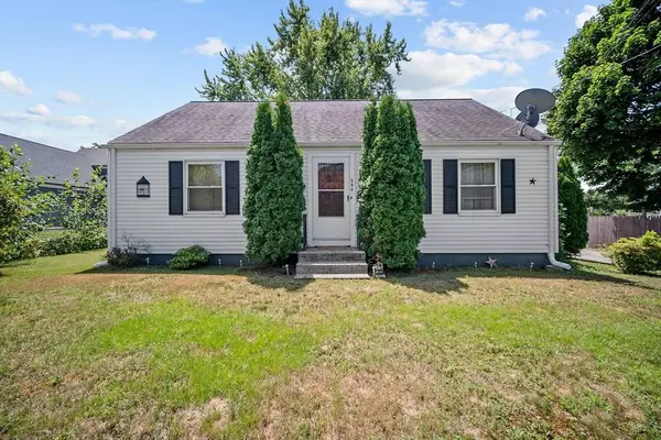 380 South Ave, Attleboro, MA 02703