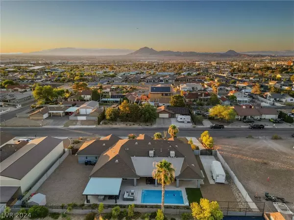 141 W Sherwood Drive, Henderson, NV 89015